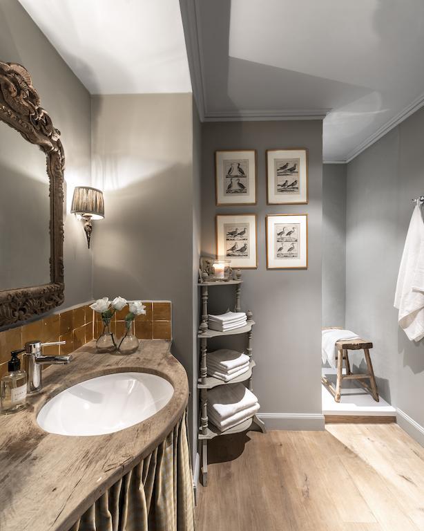 Guesthouse Dijver - Serene Escape In The Heart Of Historic Bruges Exterior photo
